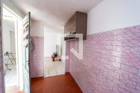 Cozinha de casa para alugar com 1 quarto, 33m² em Vila Buenos Aires, São Paulo