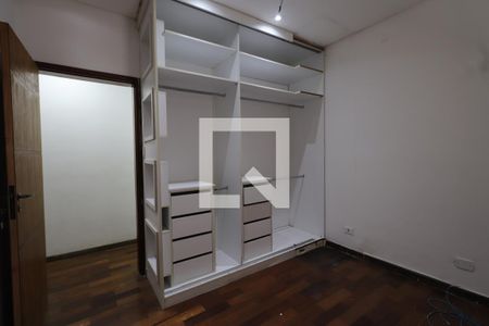 Quarto 1 de casa à venda com 2 quartos, 210m² em Vila Carrão, São Paulo