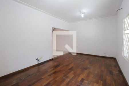 Sala de casa à venda com 2 quartos, 210m² em Vila Carrão, São Paulo