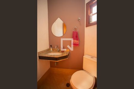 Lavabo de casa à venda com 3 quartos, 185m² em Santa Teresinha, São Paulo