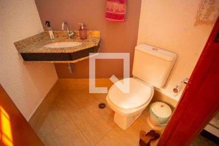 Lavabo de casa à venda com 3 quartos, 185m² em Santa Teresinha, São Paulo