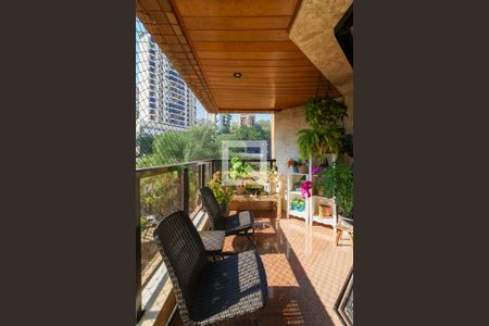 Varanda da Sala de apartamento à venda com 4 quartos, 240m² em Vila Andrade, São Paulo