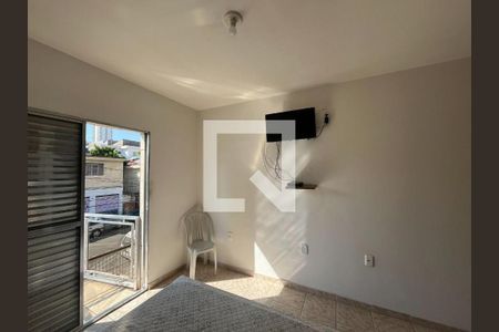 Casa à venda com 3 quartos, 176m² em Vila Invernada, São Paulo