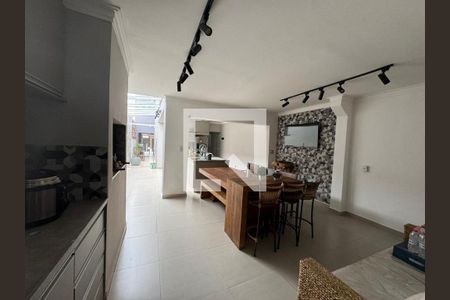 Casa à venda com 3 quartos, 175m² em Vila Vivaldi, São Bernardo do Campo