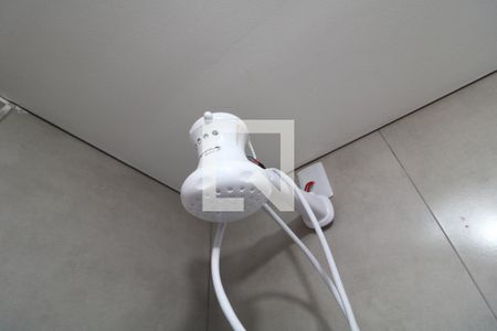 Banheiro de kitnet/studio para alugar com 1 quarto, 40m² em Vila Nova York, São Paulo