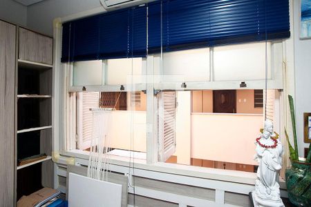 Quarto 2 de apartamento à venda com 2 quartos, 65m² em Floresta, Porto Alegre