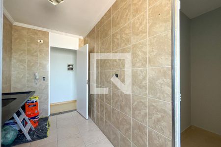 Cozinha de apartamento para alugar com 3 quartos, 64m² em Vila dos Remédios, São Paulo