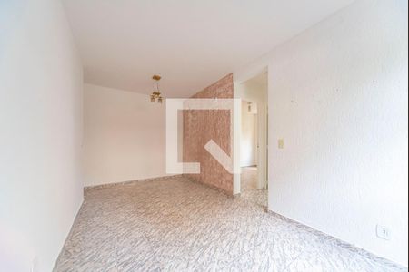 Sala de apartamento à venda com 2 quartos, 44m² em Cidade São Jorge, Santo André