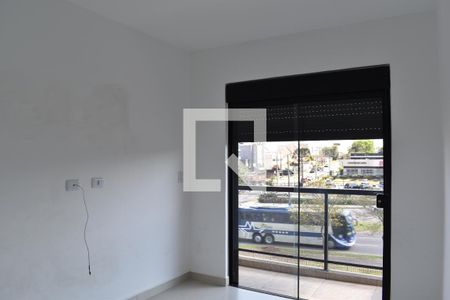 Quarto 2 de apartamento para alugar com 2 quartos, 75m² em Jardim das Américas, Curitiba