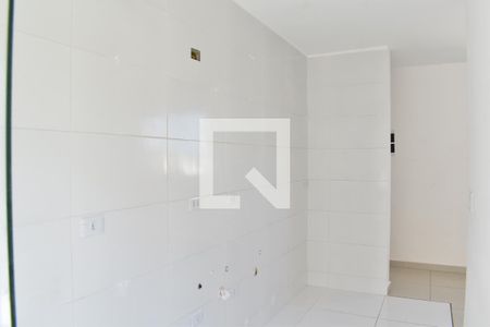 Cozinha de apartamento para alugar com 2 quartos, 75m² em Jardim das Américas, Curitiba