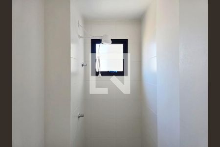 Banheiro Social de kitnet/studio para alugar com 1 quarto, 33m² em Vila Galvão, Guarulhos