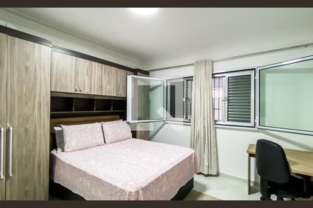 Quarto 1 de casa para alugar com 2 quartos, 110m² em Burgo Paulista, São Paulo