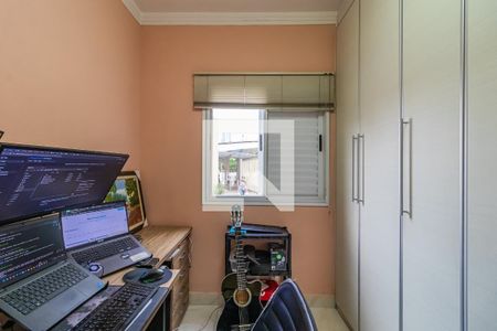 Quarto de apartamento à venda com 3 quartos, 68m² em Jardim Tupanci, Barueri