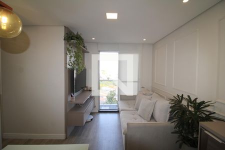 Sala de apartamento à venda com 3 quartos, 65m² em Parque Maria Domitila, São Paulo