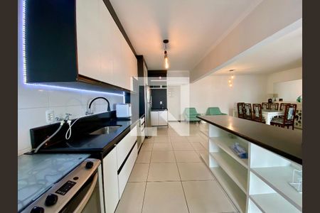 Sala/Cozinha de apartamento para alugar com 3 quartos, 168m² em Vila Assuncao, Praia Grande