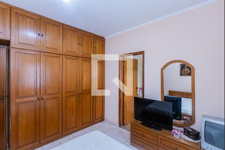 Suite de casa para alugar com 5 quartos, 330m² em Parque São Domingos, São Paulo