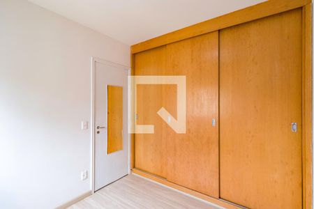 Quarto 1 de apartamento para alugar com 2 quartos, 64m² em Morumbi, São Paulo