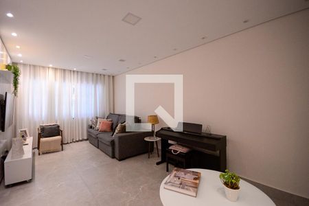 Sala de casa à venda com 4 quartos, 260m² em Vila Moinho Velho, São Paulo
