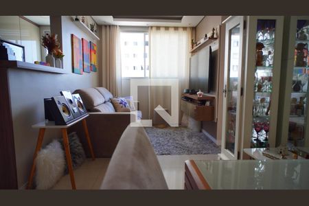 Sala de apartamento para alugar com 2 quartos, 48m² em Humaitá, Porto Alegre