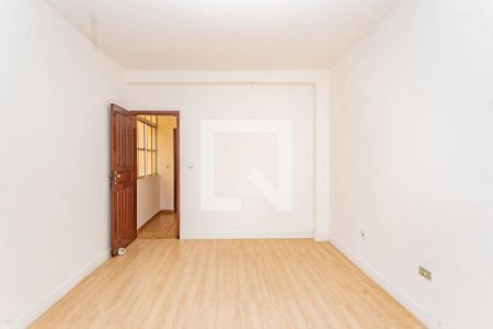Quarto 2 de casa para alugar com 2 quartos, 120m² em Vila Moraes, São Paulo