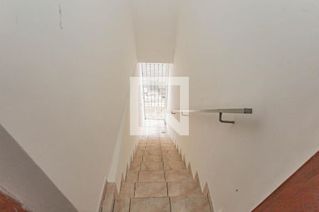 Escada de casa para alugar com 2 quartos, 120m² em Vila Moraes, São Paulo