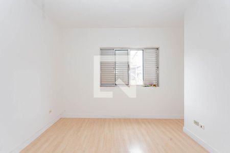 Quarto 1 de casa para alugar com 2 quartos, 120m² em Vila Moraes, São Paulo