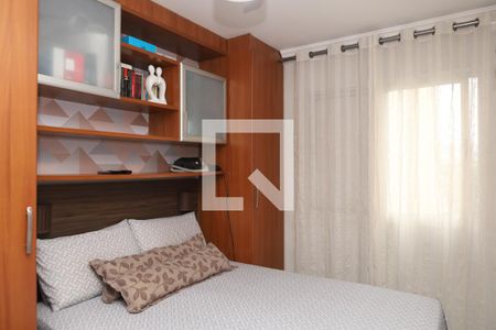 Quarto 1 de apartamento à venda com 2 quartos, 48m² em Vila Carmosina, São Paulo