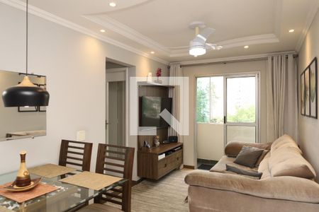 Sala de apartamento à venda com 2 quartos, 48m² em Vila Carmosina, São Paulo