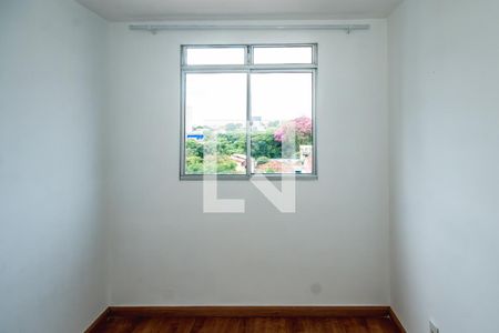 Quarto 1 de apartamento para alugar com 2 quartos, 44m² em Venda Nova, Belo Horizonte