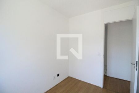Quarto 1 de apartamento para alugar com 2 quartos, 44m² em Taquara, Rio de Janeiro