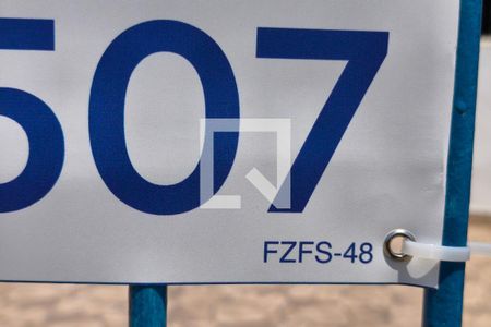 PLACA INSTALADA NA FACHADA de casa à venda com 3 quartos, 195m² em Jardim Campos Eliseos, Campinas