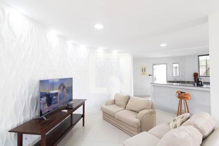 Sala/Cozinha de casa para alugar com 2 quartos, 320m² em Guaratiba, Rio de Janeiro