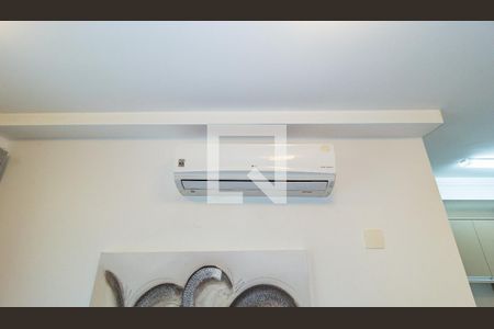 Detalhe - Sala de apartamento à venda com 1 quarto, 57m² em Vila Regente Feijó, São Paulo