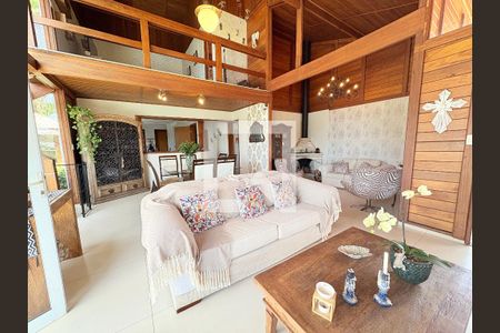 Sala de casa de condomínio para alugar com 3 quartos, 400m² em Jardim Caxambu, Jundiaí