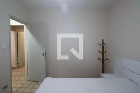 Quarto de apartamento para alugar com 3 quartos, 76m² em Jardim Belmar, Guarujá