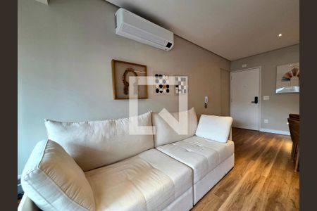 Sala de apartamento para alugar com 1 quarto, 50m² em Itaim Bibi, São Paulo