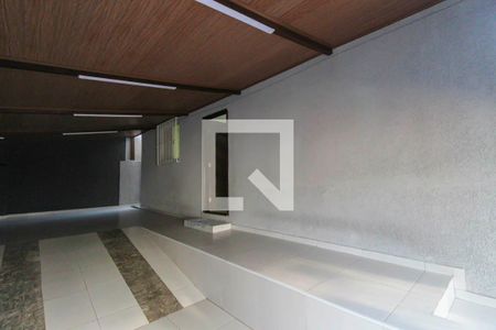 Garagem de casa à venda com 3 quartos, 100m² em Vila Bela, São Paulo