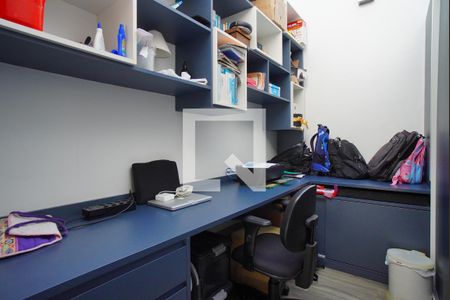 Escritório de casa de condomínio à venda com 3 quartos, 241m² em Sarandi, Porto Alegre