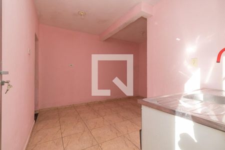 Sala/Cozinha de casa para alugar com 1 quarto, 250m² em Parque dos Bancarios, São Paulo