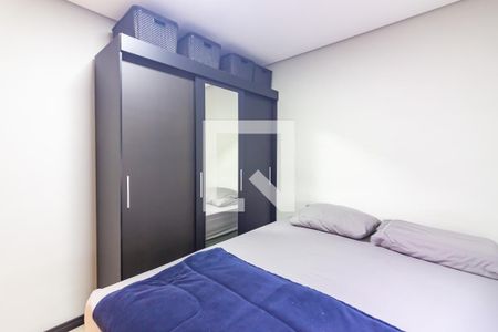 Quarto 1 de apartamento à venda com 2 quartos, 50m² em Jardim Roberto, Osasco