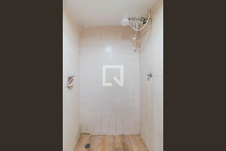 Banheiro de apartamento à venda com 1 quarto, 37m² em Centro Histórico, Porto Alegre