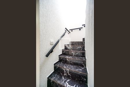 Escada de casa à venda com 2 quartos, 98m² em Vila Matilde, São Paulo