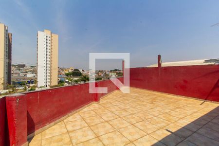 Área Externa de casa à venda com 2 quartos, 160m² em Vila Ema, São Paulo