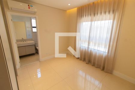 Suíte 1 de casa de condomínio para alugar com 3 quartos, 200m² em Vila José Iório, Campinas