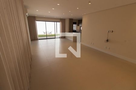 Sala de casa de condomínio para alugar com 3 quartos, 200m² em Vila José Iório, Campinas