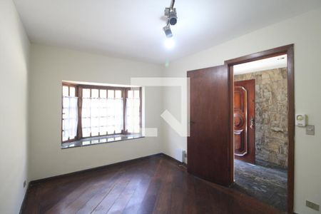 Escritório de casa à venda com 3 quartos, 411m² em Interlagos, São Paulo