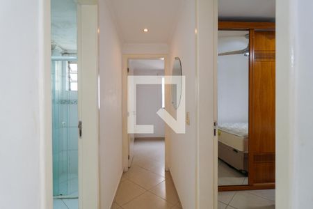 Corredor de apartamento para alugar com 2 quartos, 42m² em Parque Munhoz, São Paulo