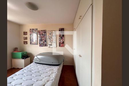 Quarto 1 de casa para alugar com 3 quartos, 140m² em Vila Miriam, São Paulo