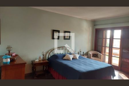 Suíte de casa à venda com 3 quartos, 300m² em Alphaville, Santana de Parnaíba