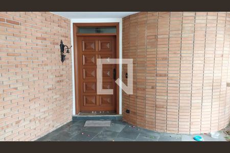Entrada de casa à venda com 3 quartos, 300m² em Alphaville, Santana de Parnaíba